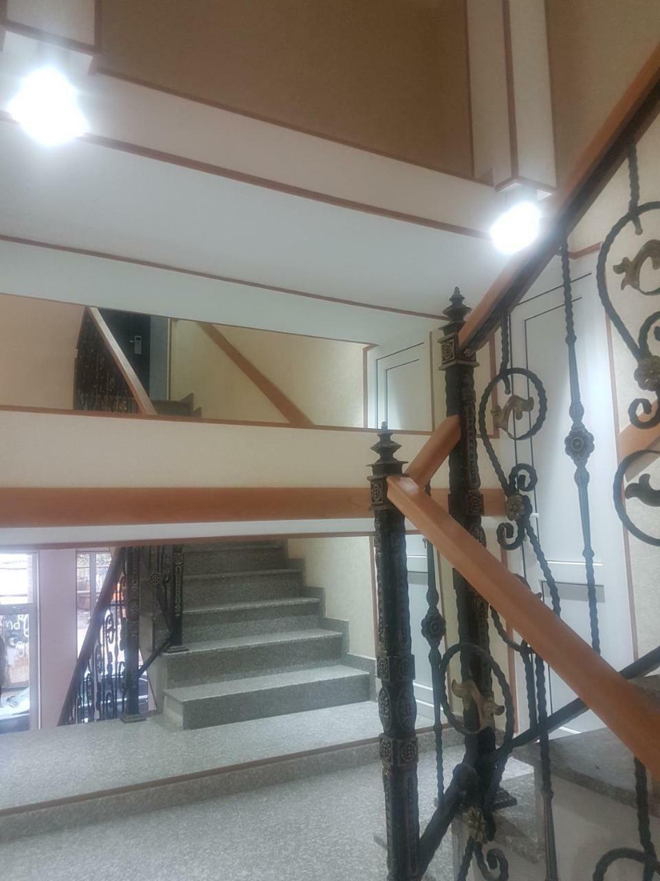 Hotel Leader Tbilisi Luaran gambar